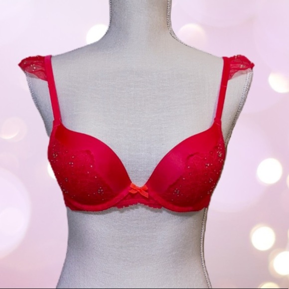 Victoria's Secret Other - Victoria’s Secret Push-up Bra